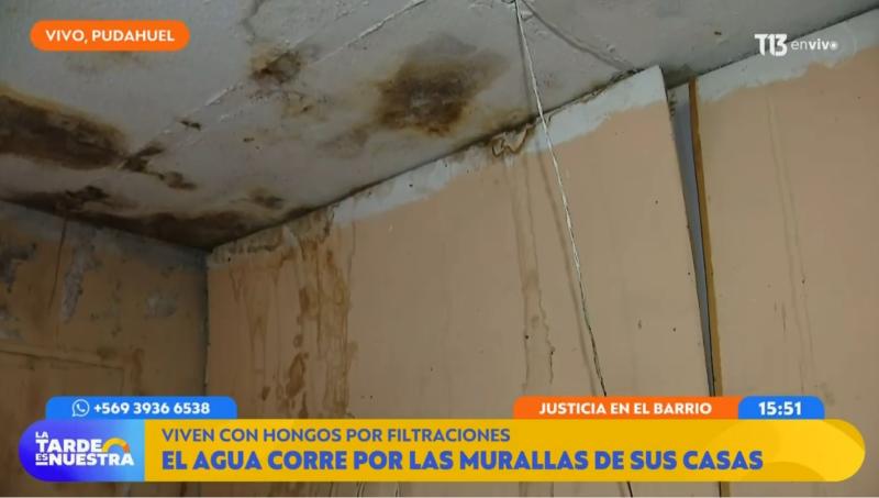 Canal 13 - La señora Laura Araya vive entre hongos y humedad en Pudahuel