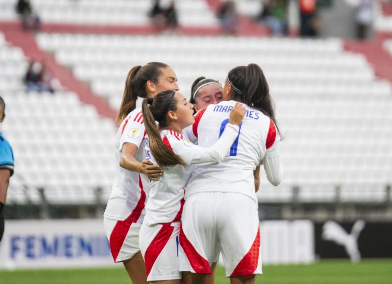 Comunicaciones FFCH - La Roja Femenina Sub 17 enfrenta a Paraguay