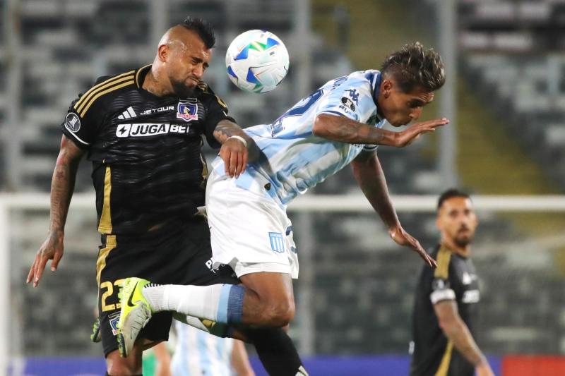 Su duelo en Chile fue empate 1 a 1 en el Monumental de Colo Colo - Photosport