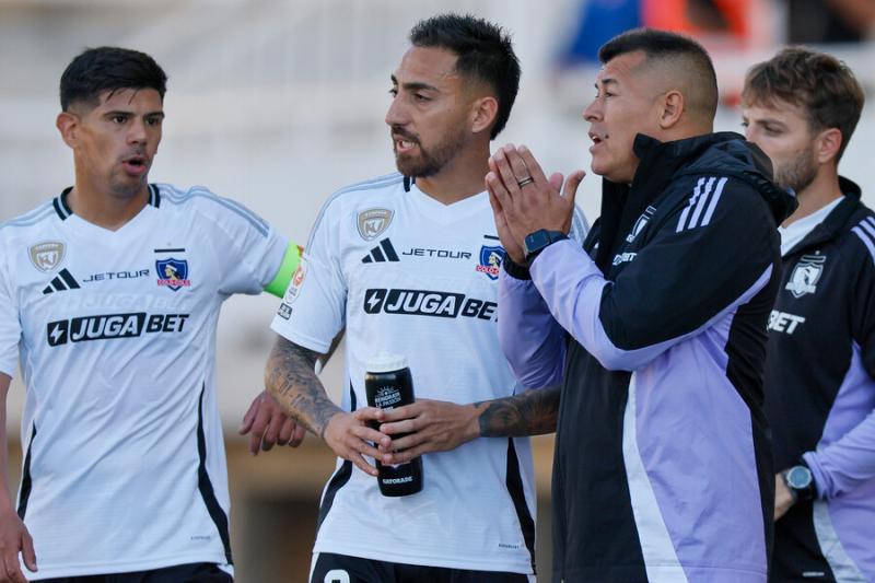 Jorge Almirón prepara el duelo de Colo Colo y Fortaleza - Créditos: Photosport