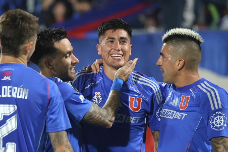 Jugador de U de Chile en equipo ideal de Copa Libertadores - Photosport