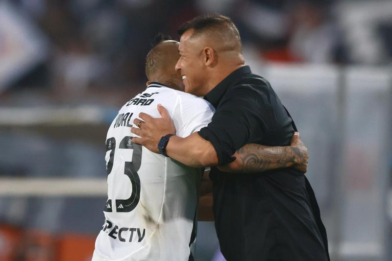 Photosport - La conferencia de Jorge Almirón en Colo Colo duró 30 segundos