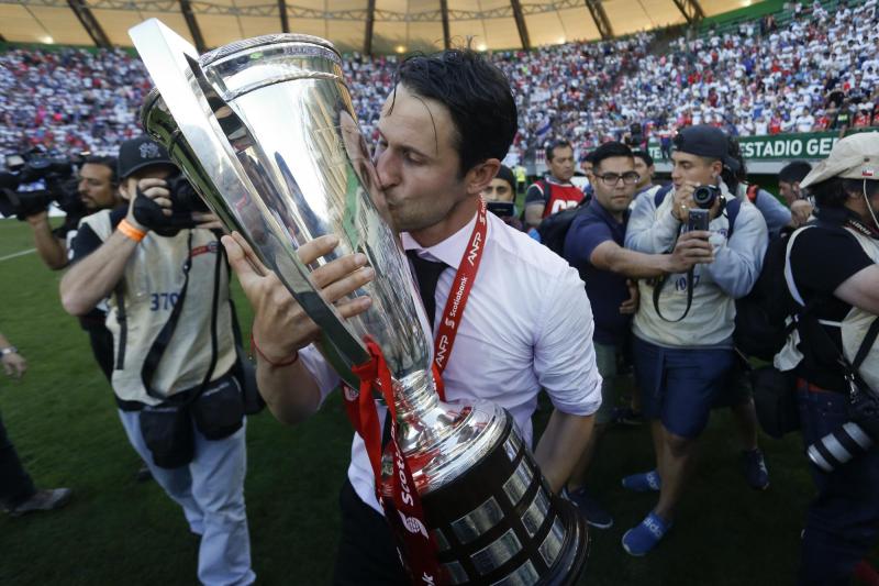 Fue campeón con la UC en 2018, y ahora se suma como opción para reemplazar a Almirón - Photosport