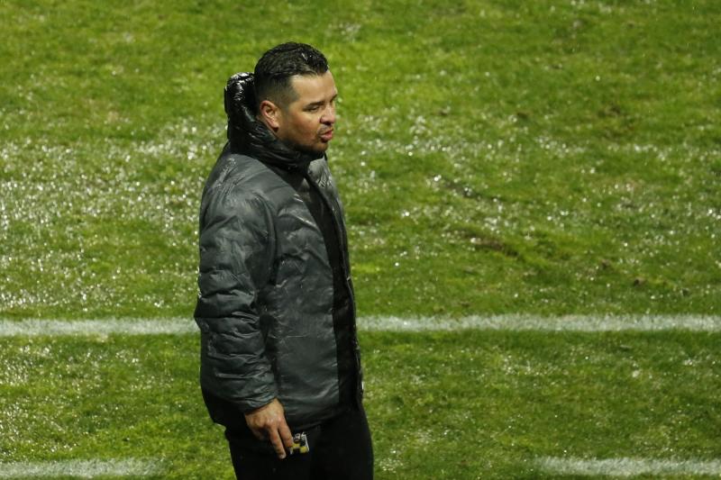 Photosport - Héctor Tapia podría reemplazar a Jorge Almirón en Colo Colo