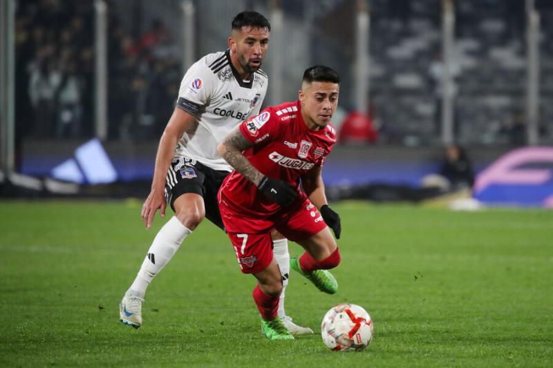 La formación de Colo Colo ante Ñublense - Créditos: Photosport