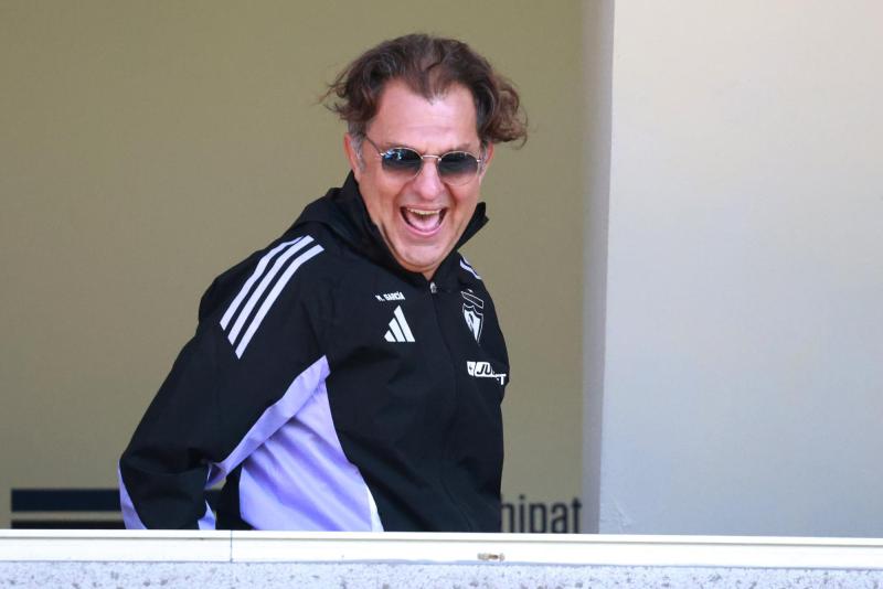 Aníbal Mosa continúa a la cabeza de Blanco y Negro - Photosport