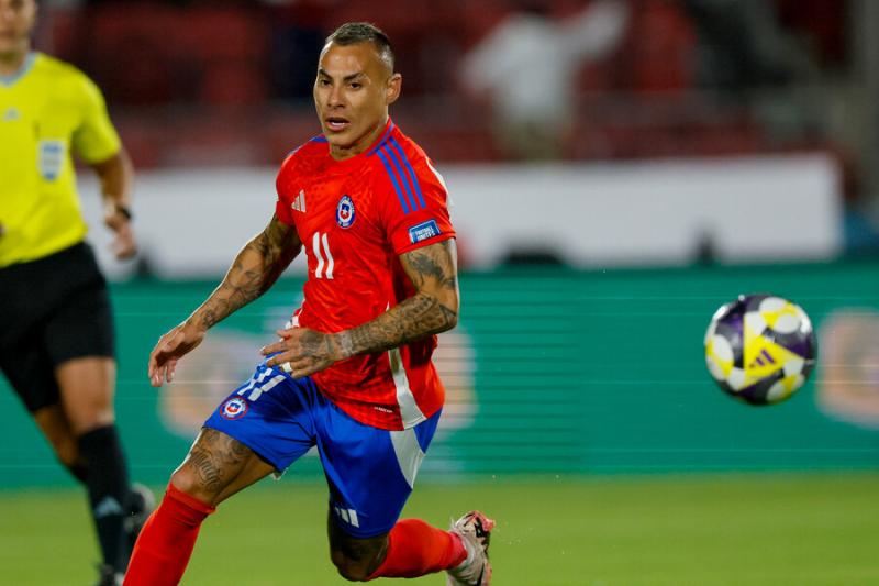 Eduardo Vargas no está en la nómina de la Roja - Créditos: Photosport