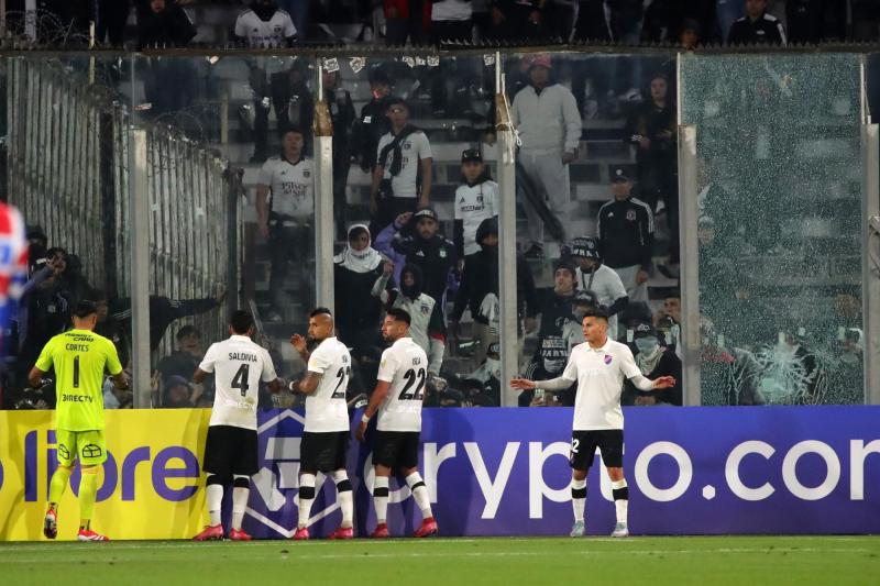 Colo Colo perdió el partido ante Fortaleza por decisión de la Conmebol - Créditos: Photosport