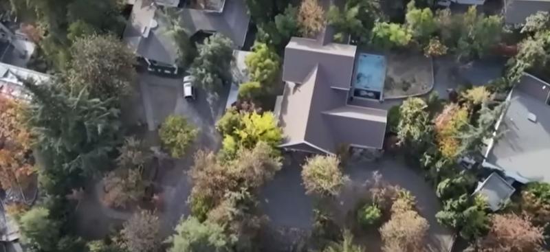 Reportajes T13 - Mansión tomada en Vitacura