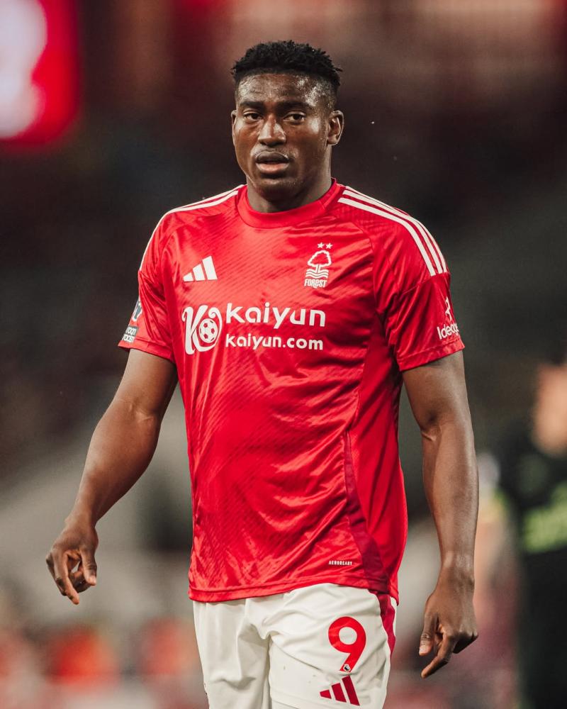 Taiwo Awoniyi tiene en alerta a toda la Premier League - Créditos: @officialnffc
