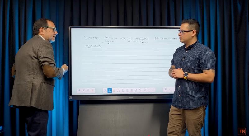 Jaime Mulet, candidato presidencial: "En Chile no caben más inmigrantes"