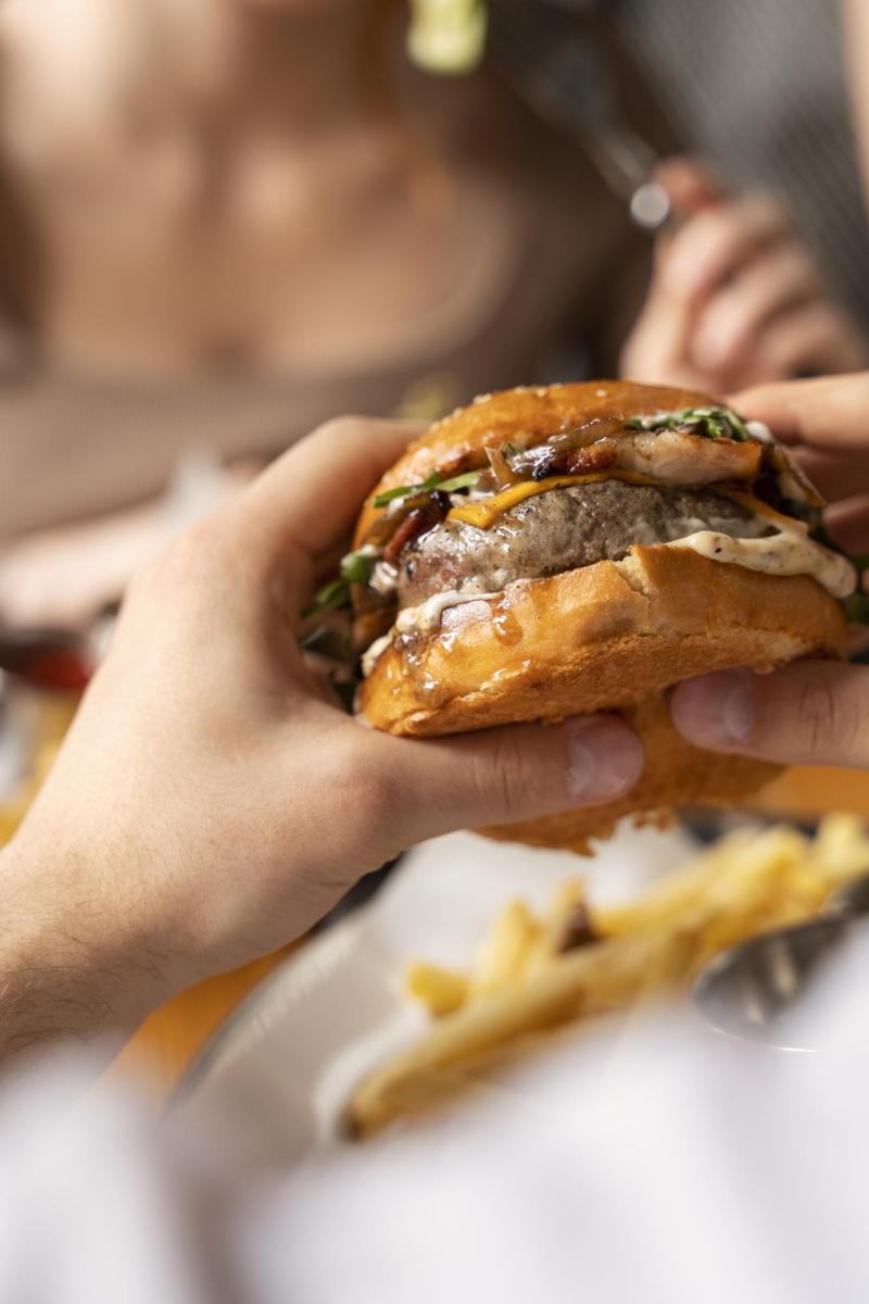 Freepik - Día de la hamburguesa