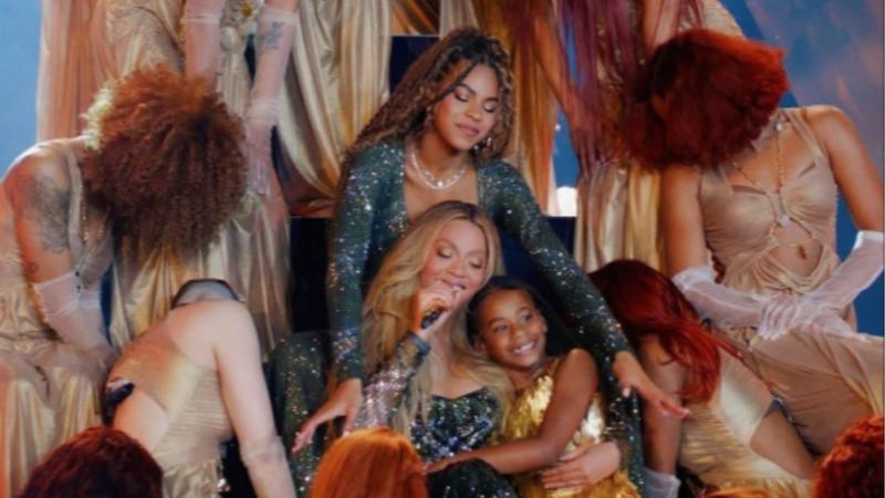 X - El impactante parecido físico y artístico de Beyoncé con su hija de 13 años
