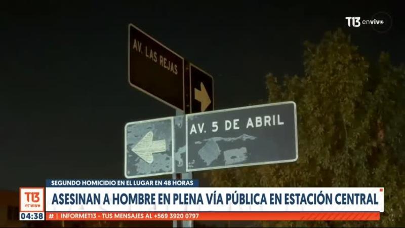 Encuentran cadáver en plena vía pública en Estación Central: Fue apuñalado en el pecho
