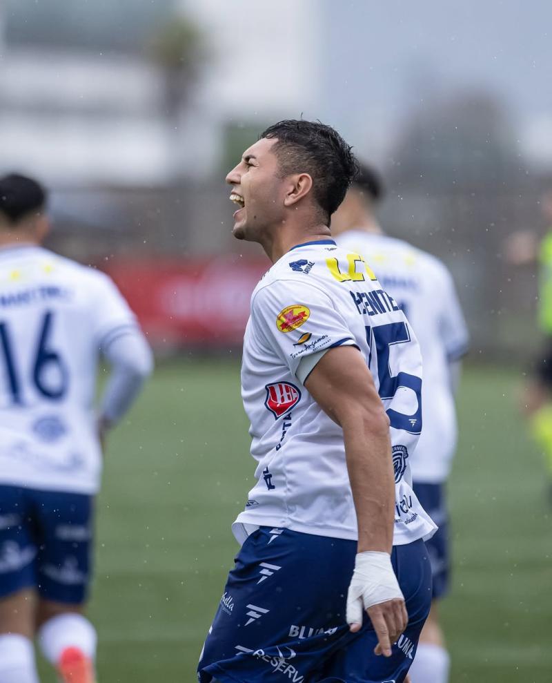 Naval de Talcahuano vivió insólita situación - Créditos: @jaimesalazarfotos