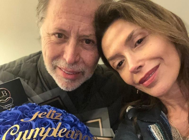 Instagram - Roy Sothers y Carolina Arregui