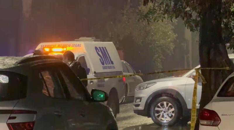 Quedó aplastado entre el camión y un muro: Hombre muere tras accidente en San Ramón