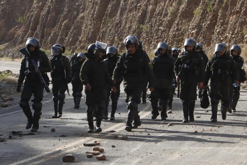 AFP - Aumenta la violencia en Bolivia: tres policías mueren tras enfrentamientos con partidarios de Evo Morales 