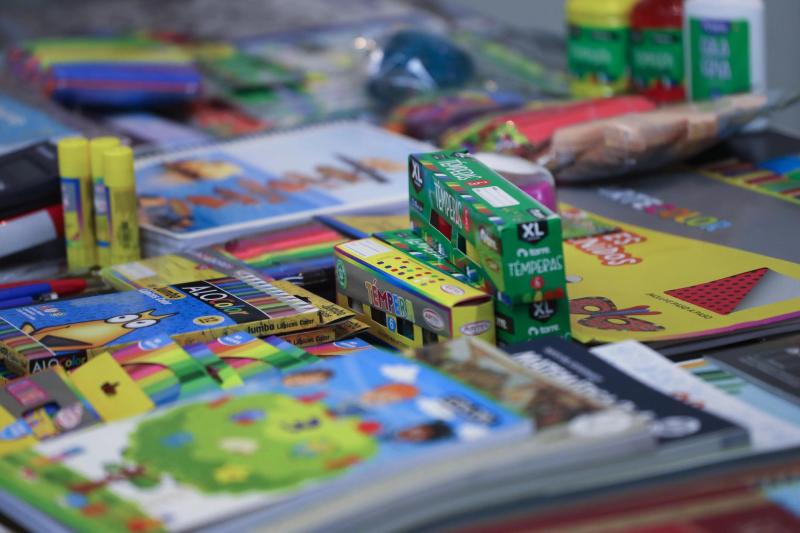 Agencia Uno - Útiles escolares