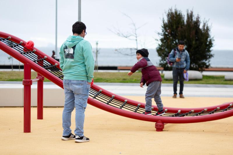 Estudio revela cómo la paternidad transforma el cerebro del hombre: el cuidado del bebé es clave en el proceso - Agencia Uno