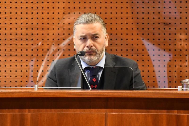 Agencia Uno- Juez Daniel Urrutia cuestionó gestión de Desbordes en su cuenta de X