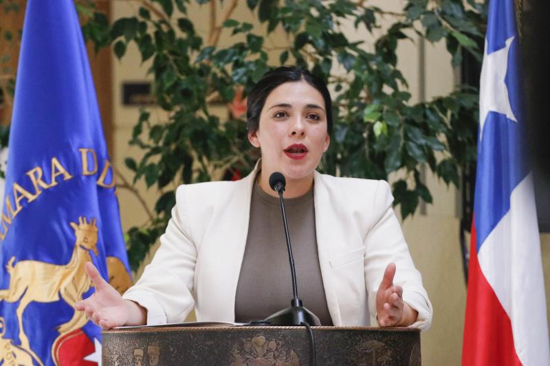 Agencia Uno- Tras filtraciones de chats de Cariola, Jara aseguró que se debe investigar