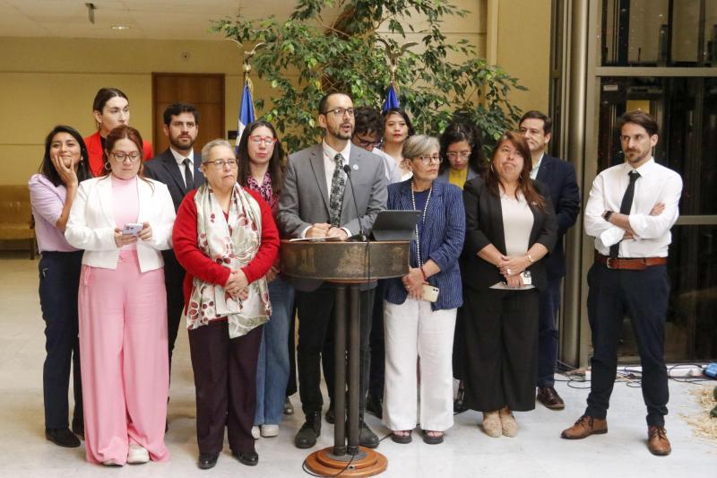 Agencia Uno- Bancada de diputados del Frente Amplio (FA)