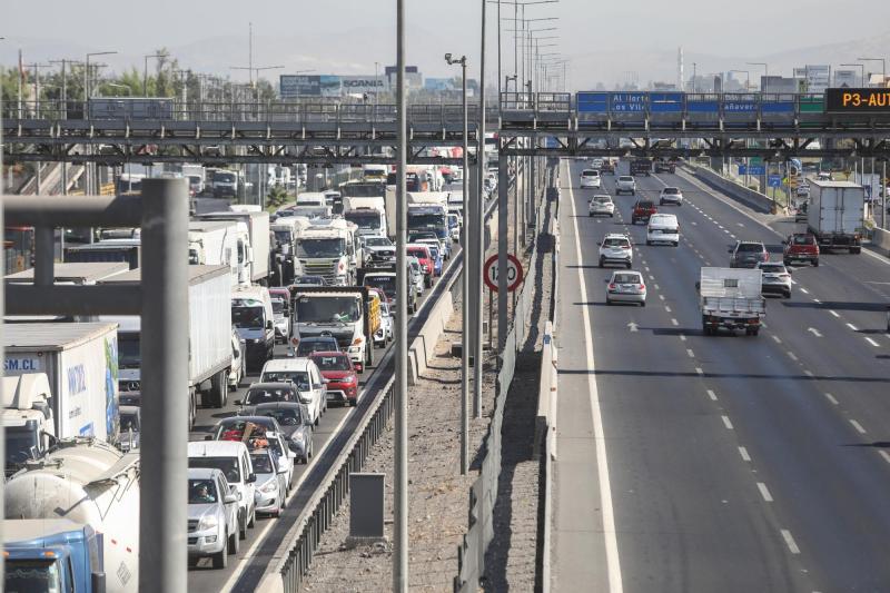 Vehículos sin tag pagarán el doble tras pasar por pórticos - Agencia Uno