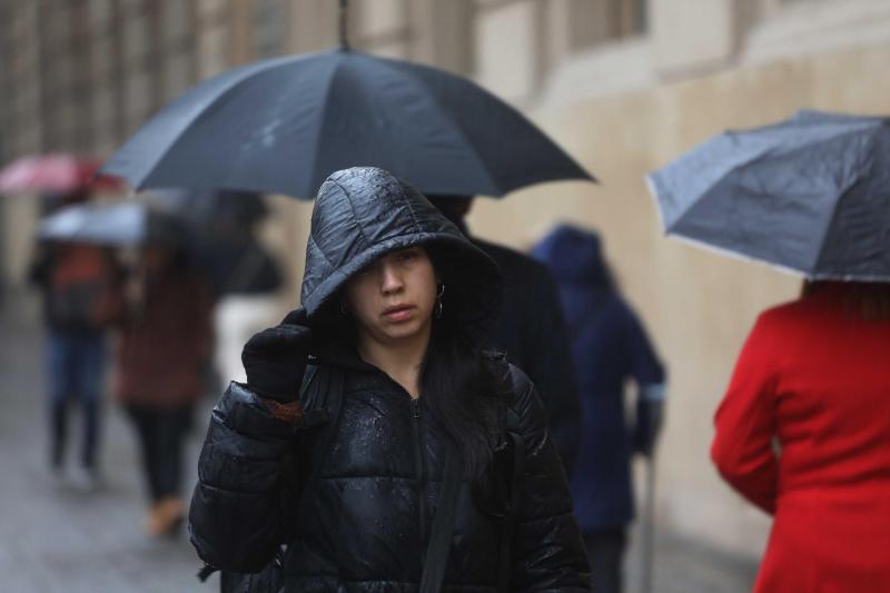 Lluvia en Santiago - Agencia Uno