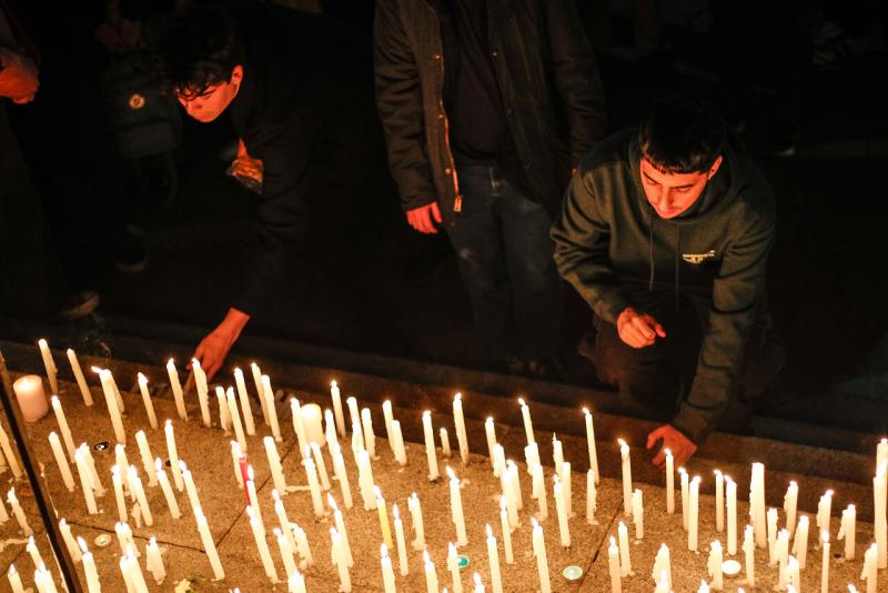 Agencia Uno - Velatón por Francisco Albornoz