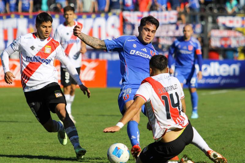 Agencia Uno - La U y Curicó Unido juegan la revancha de los octavos de final de Copa Chile