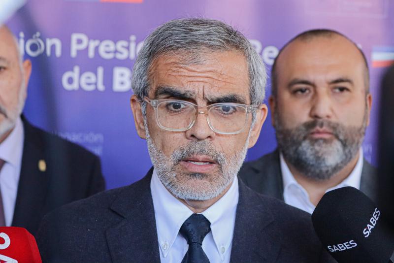 Agencia Uno - Ministro de Seguridad, Luis Cordero