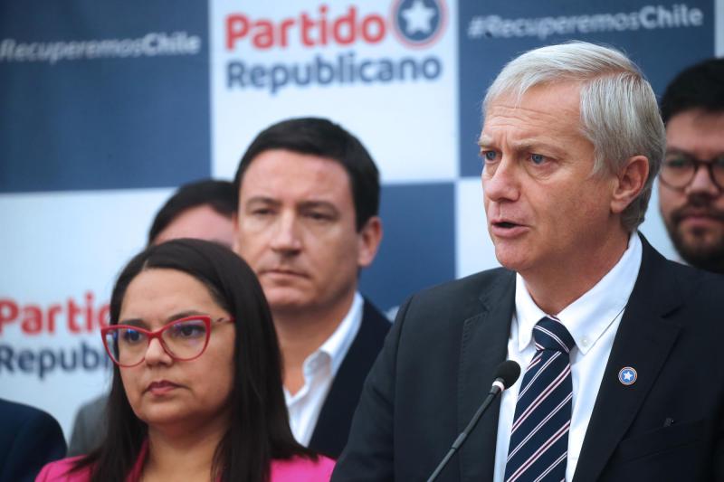 Aton- Squella destacó la seguridad como el impulso de la candidatura de Kast