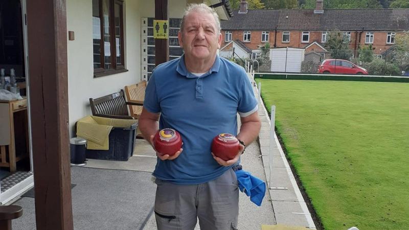 Facebook - Jubilado inglés está en la cárcel en Chile