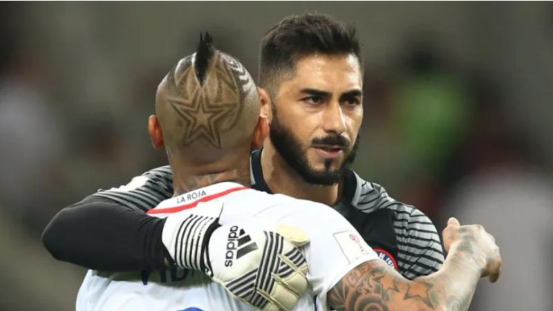 FIFA Getty Images - Arturo Vidal y Jonhny Herrera