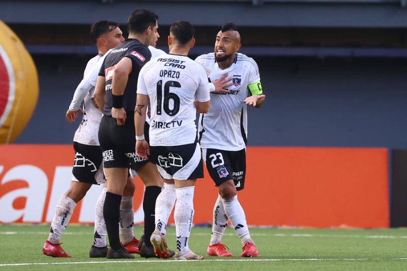 Aton - Arturo Vidal