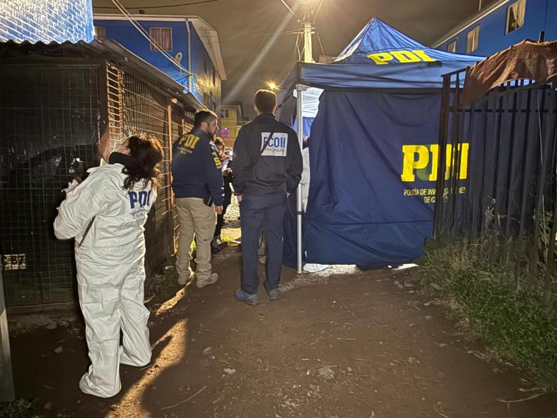 T13 - Reportan homicidio con arma de fuego al interior de un "block" en San Bernardo | ECOH