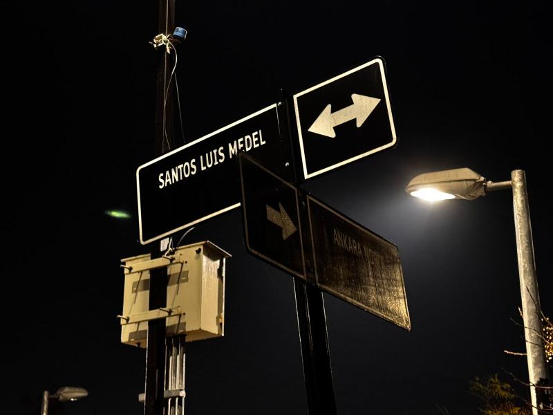 T13- T13 - Lo Prado: 9 delincuentes vestidos de policías abordaron a ciudadano peruano para robarle vehículo