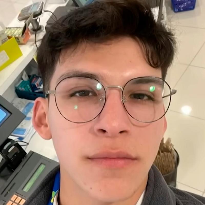 Redes sociales - Francisco Albornoz