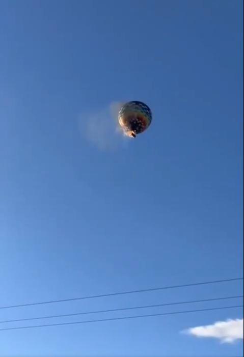 Globo aerostático se incendia en Brasil - RRSS