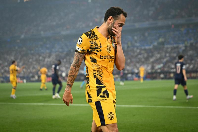 AFP - Mundial de Clubes 2025 - Lautaro Martínez y Hakan Calhanoglu