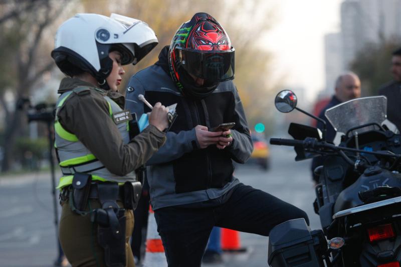 Agencia Uno - Detectan fallas en control policial de Carabineros