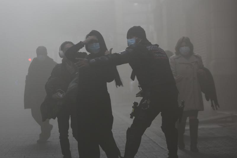 Agencia Uno - Aton - Incendio en el centro de Santiago: 200 vecinos fueron evacuados y una mascota murió
