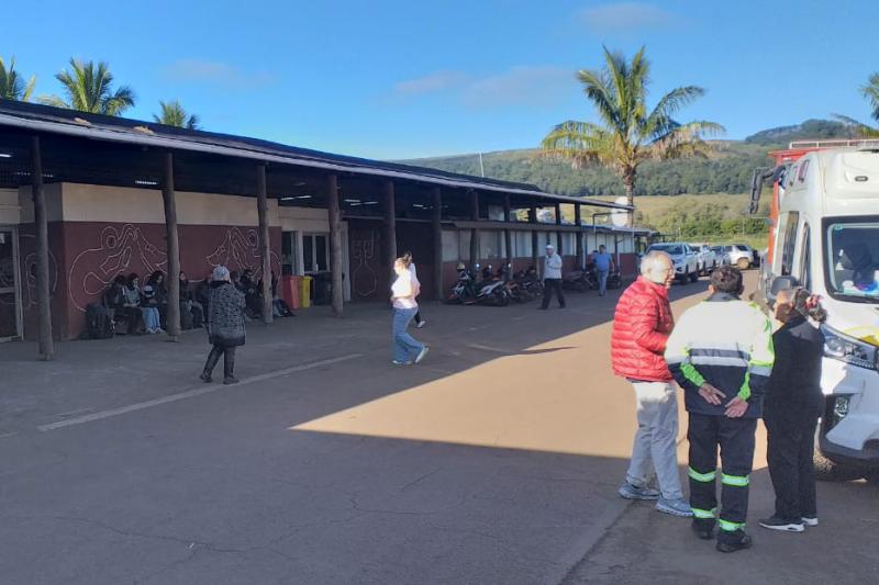 Agencia Uno - SHOA cambia nivel de amenaza de tsunami para Isla de Pascua