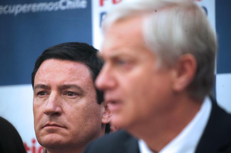 Aton- Arturo Squella, presidente del Partido Republicano, fue llamado "sicario" de Kast