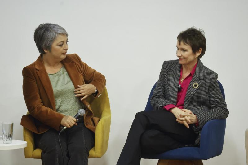 Aton- Jeannette Jara y Carolina Tohá