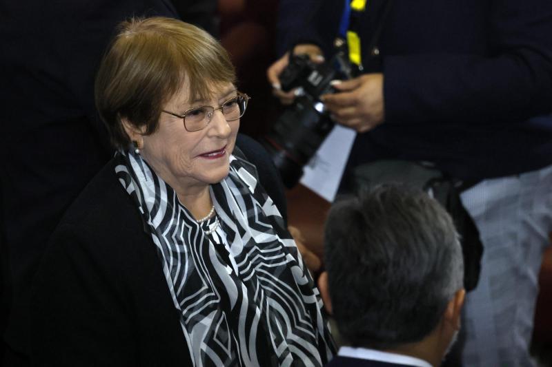 Aton- Según la CEP, la expresidenta Bachelet es el personaje evaluado de manera más positiva