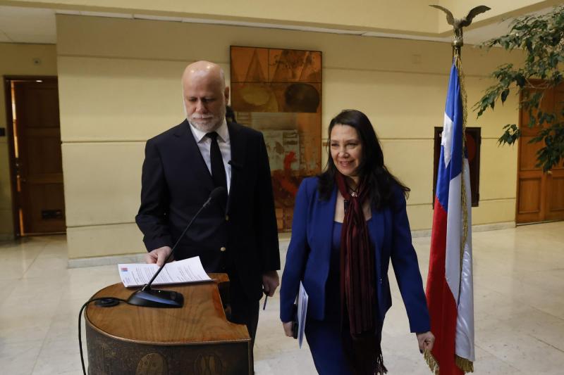 Aton- Ministros Elizalde y Lobos anunciaron ingreso de proyecto de reforma a aspectos del sistema político
