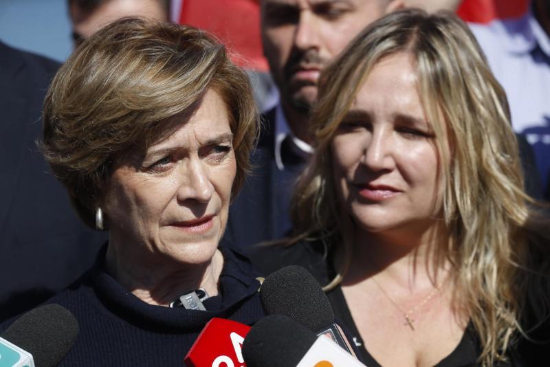 Aton- Evelyn Matthei junto a la vicepresidenta de la UDI, María José Hoffmann