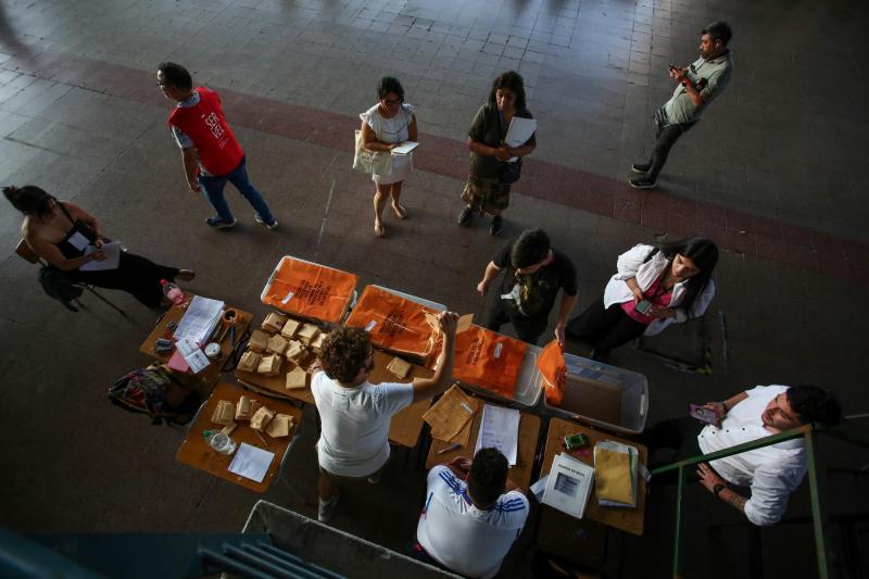 Aton- Cámara discutirá proyectos sobre multas por no votar